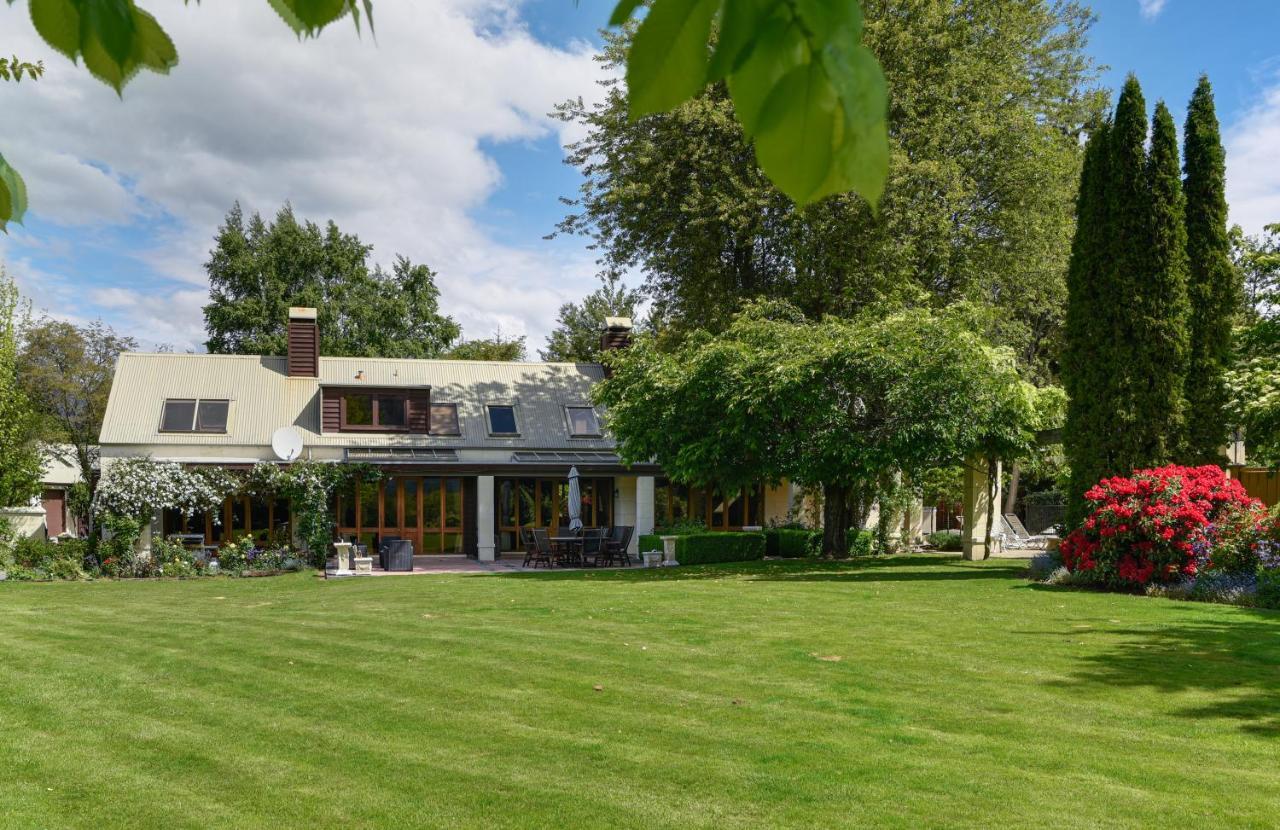 Manata Homestead & Lodge Queenstown Exterior photo