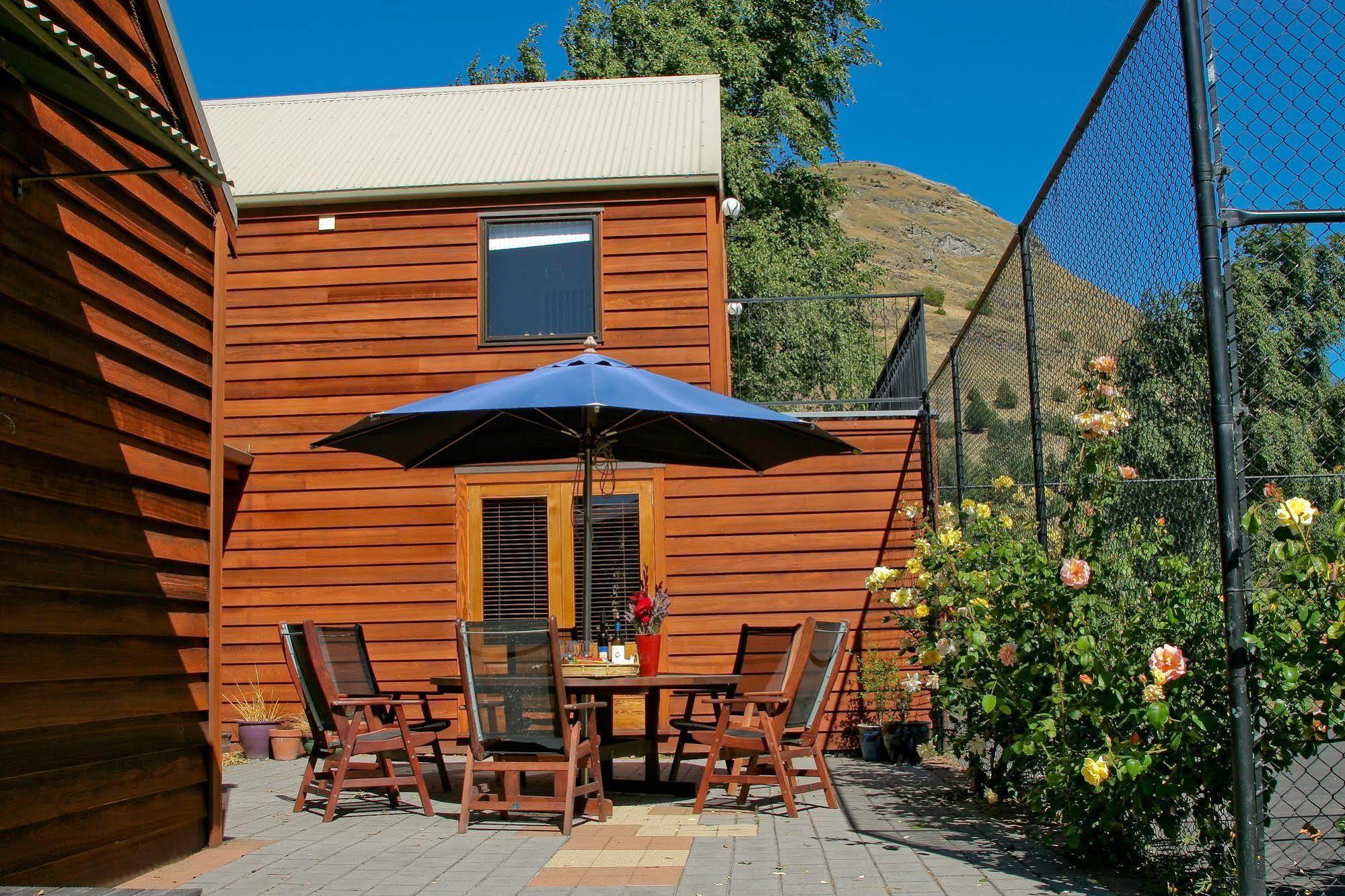 Manata Homestead & Lodge Queenstown Exterior photo